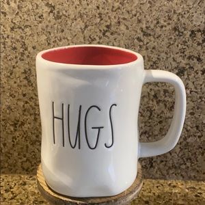 Rae Dunn 2018 Hugs/Kisses Valentine’s Day Mug